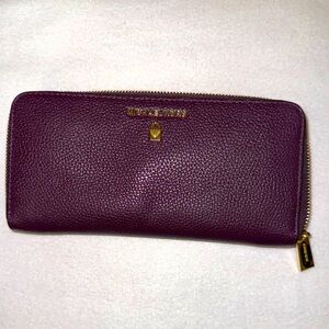 Michael Kors Jet Set Continental Wallet
